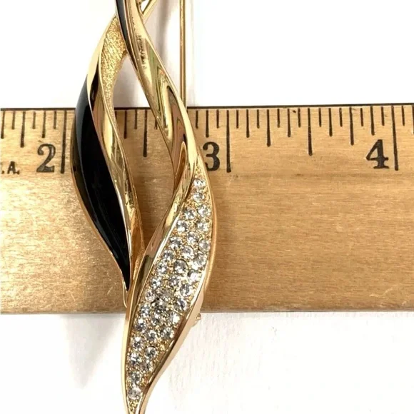 Vintage Christian Dior Pave
Swarovski Black Enamel
Double Wave Abstract Brooch - Picture 6 of 11